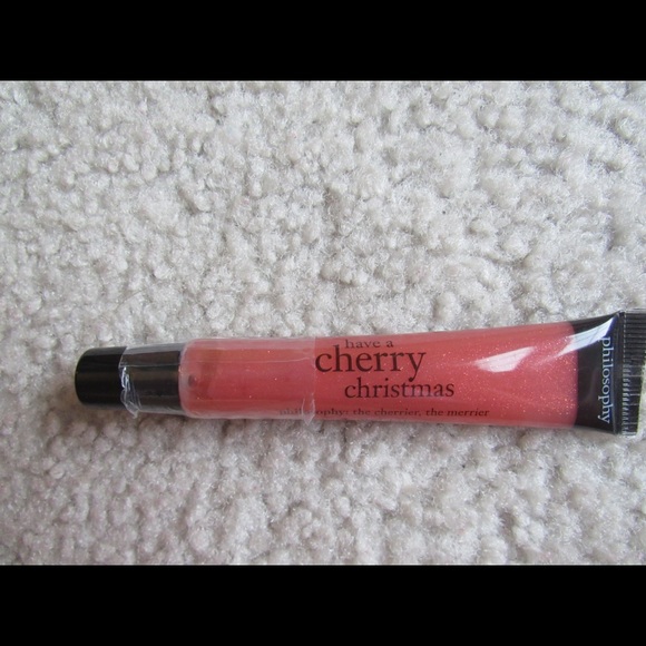 set of 7 philosophy lipglosses w/ mini shower gel - Picture 2 of 8